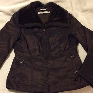 Lowered $$$❣️Perry Ellis Coat